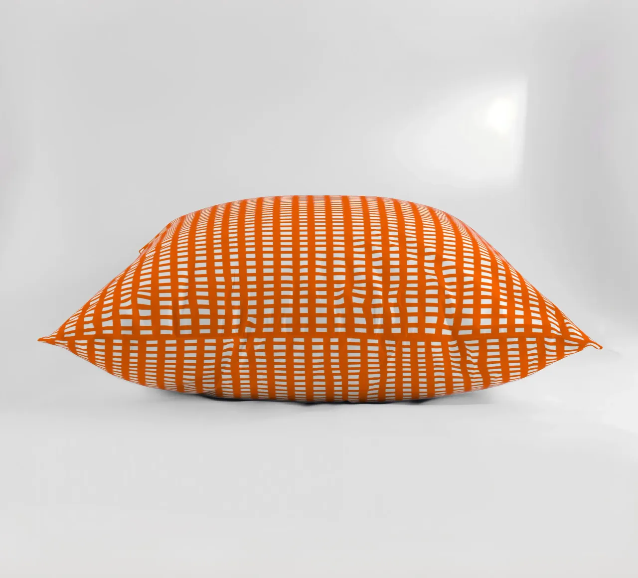 Orange square mesh grid cuscino da baobabprintstore