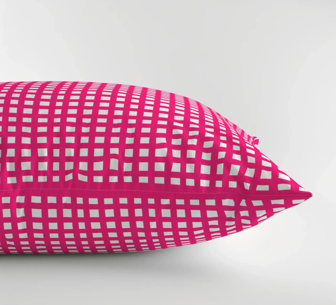 Pink square mesh grid Kissen von baobabprintstore