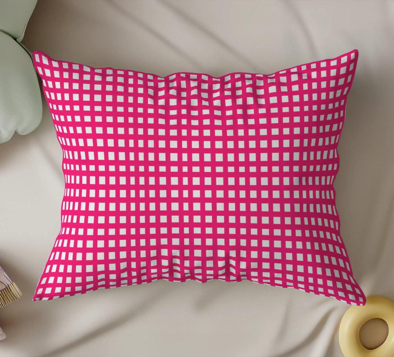 Pink square mesh grid cuscino da baobabprintstore