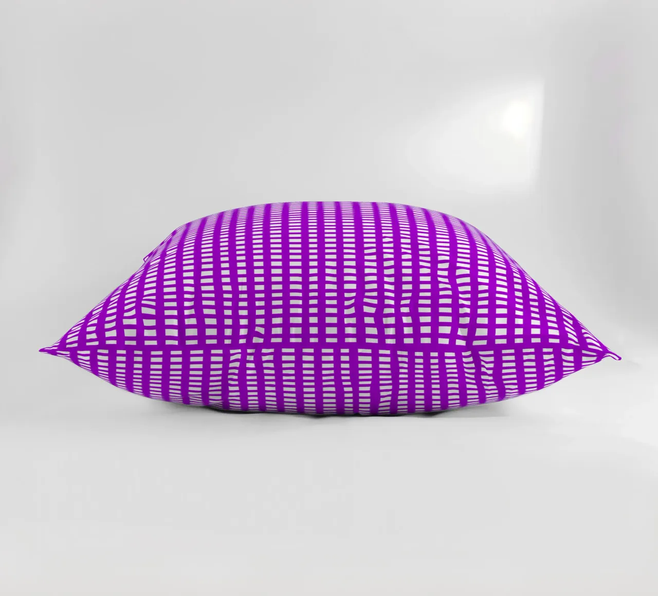 Purple square mesh grid cojín de baobabprintstore