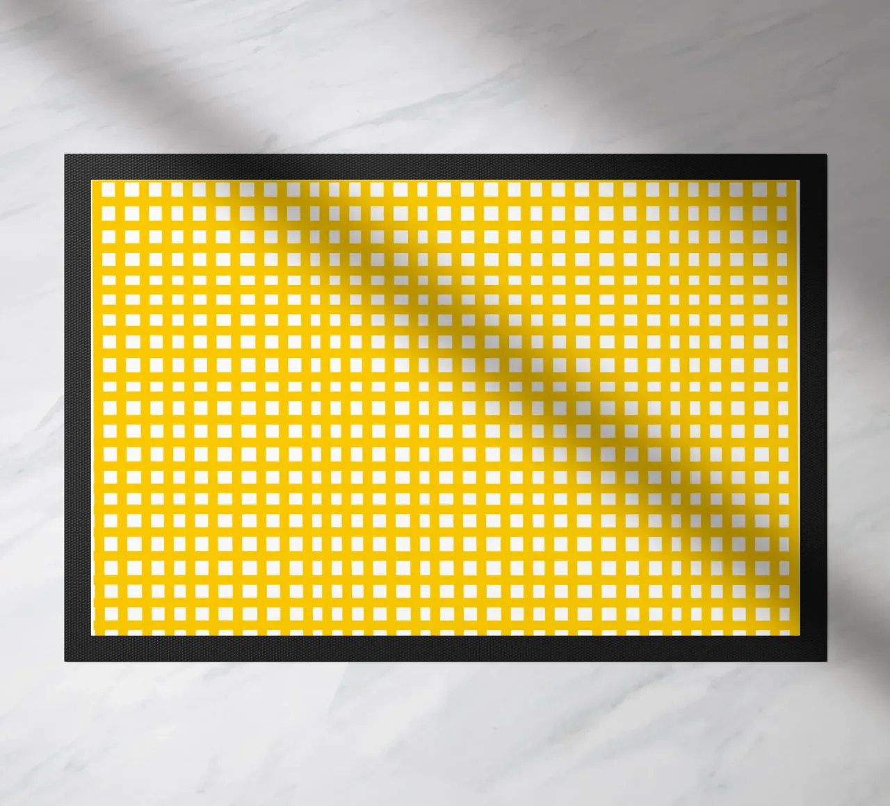 Yellow square mesh grid Fußmatte von baobabprintstore