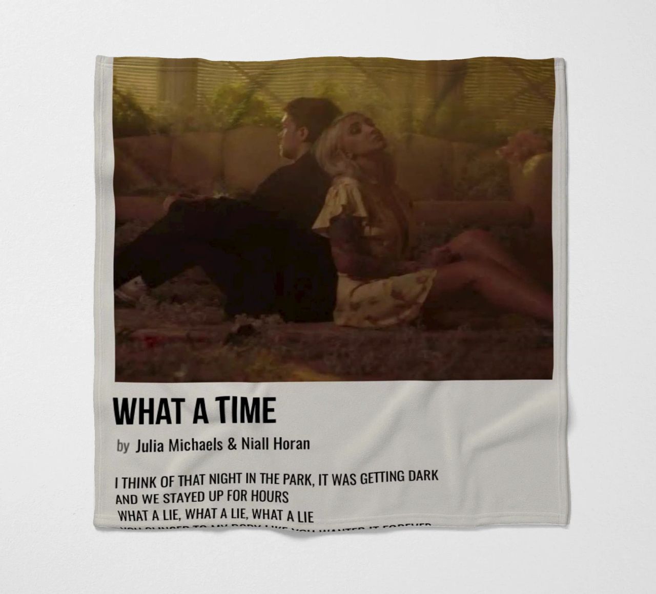 WHAT A TIME by Julia Michaels and Niall Horan coperta in pile da SoundStudio
