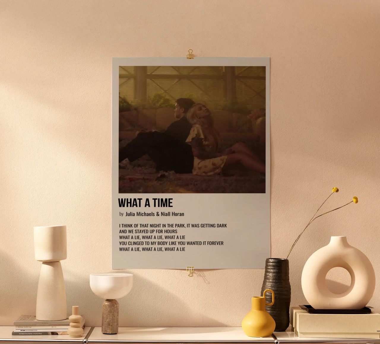WHAT A TIME by Julia Michaels and Niall Horan poster da SoundStudio