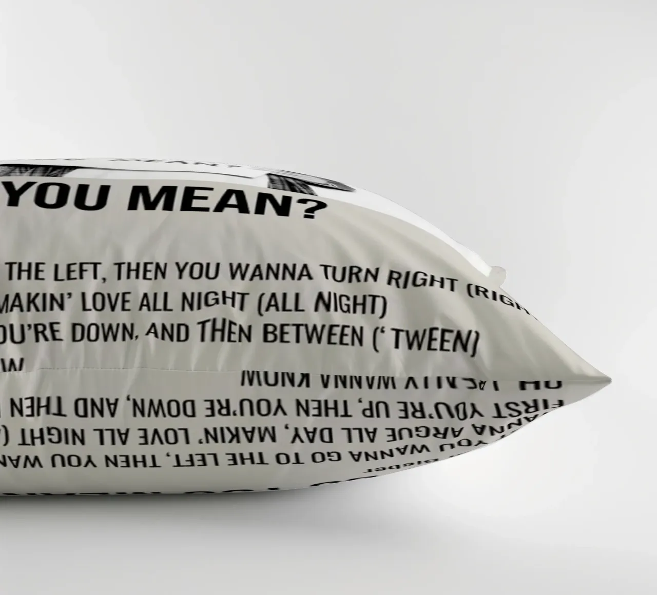 WHAT DO YOU MEAN by Justin Bieber cuscino da SoundStudio