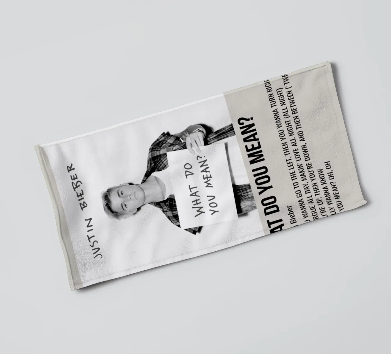 WHAT DO YOU MEAN by Justin Bieber asciugamano da bagno da SoundStudio
