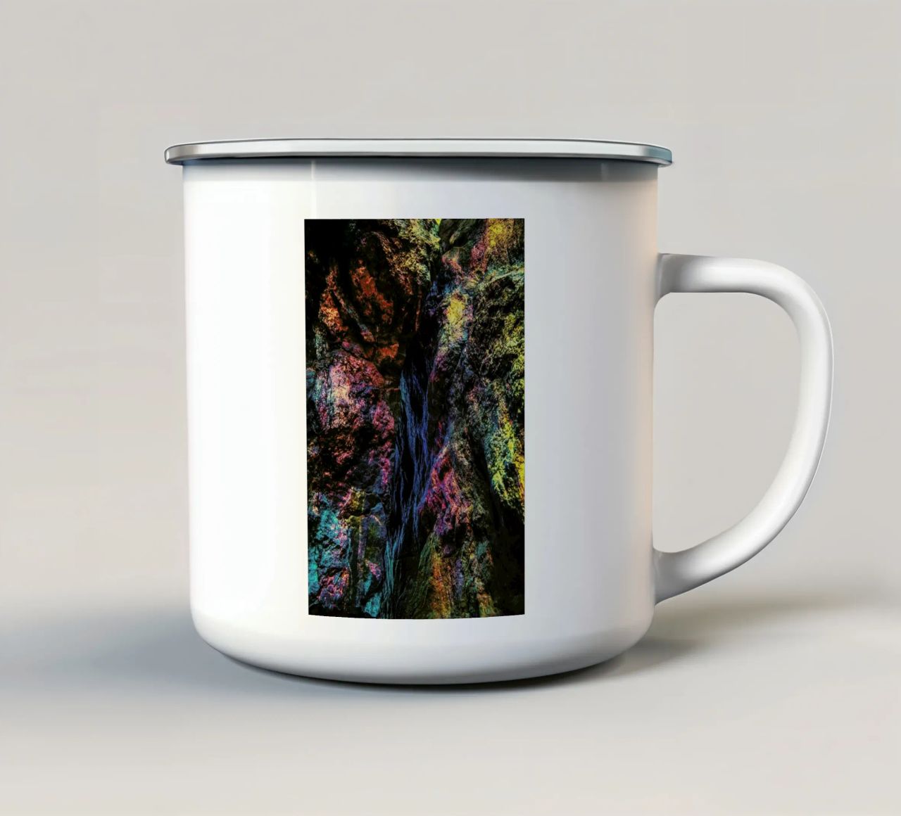The Void tazza in smalto da Pale Grain