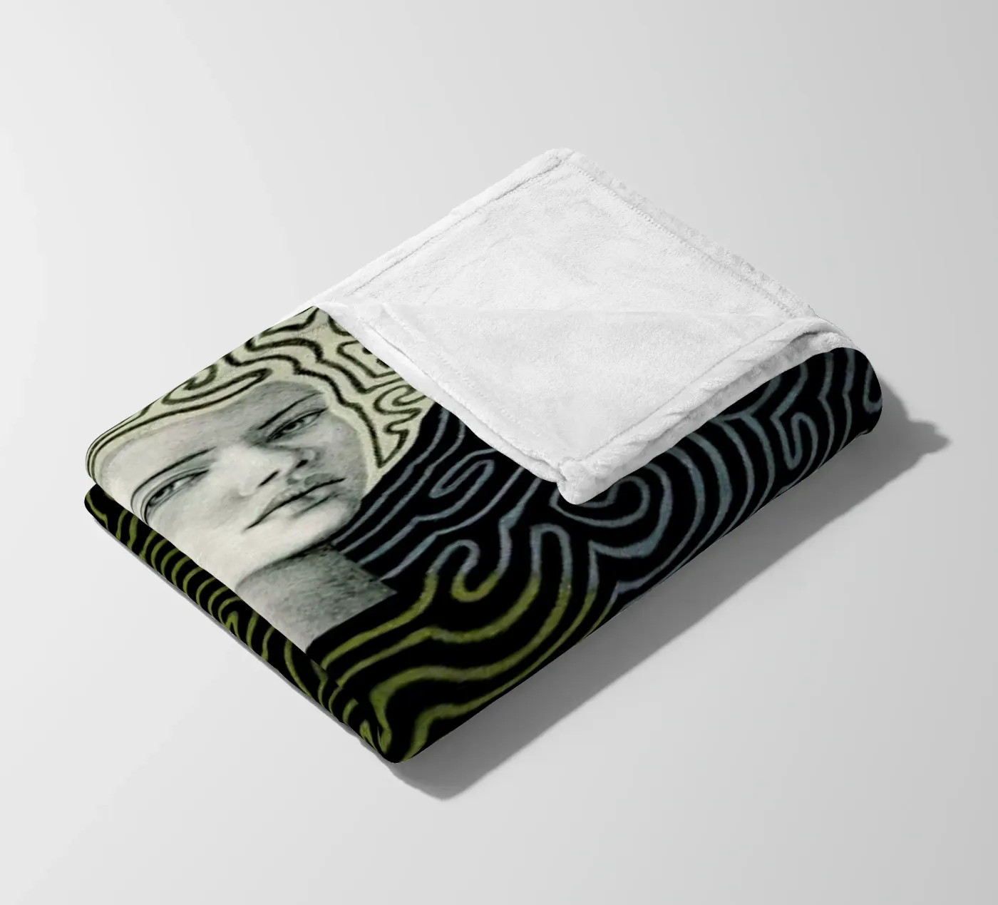 Vlada plaid polaire de Sofia Bonati