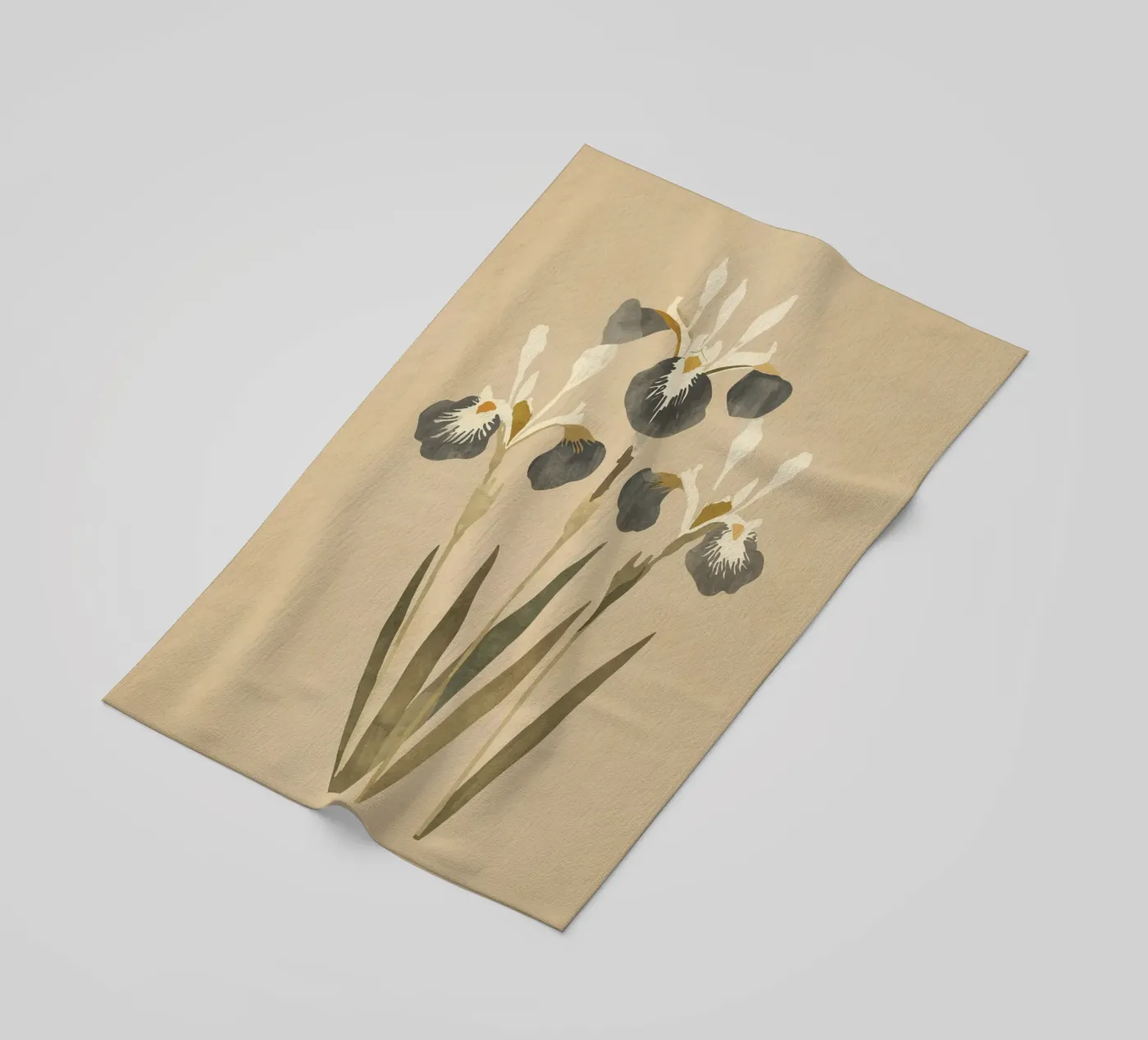 Irises 2 Strandtuch von ThingDesign