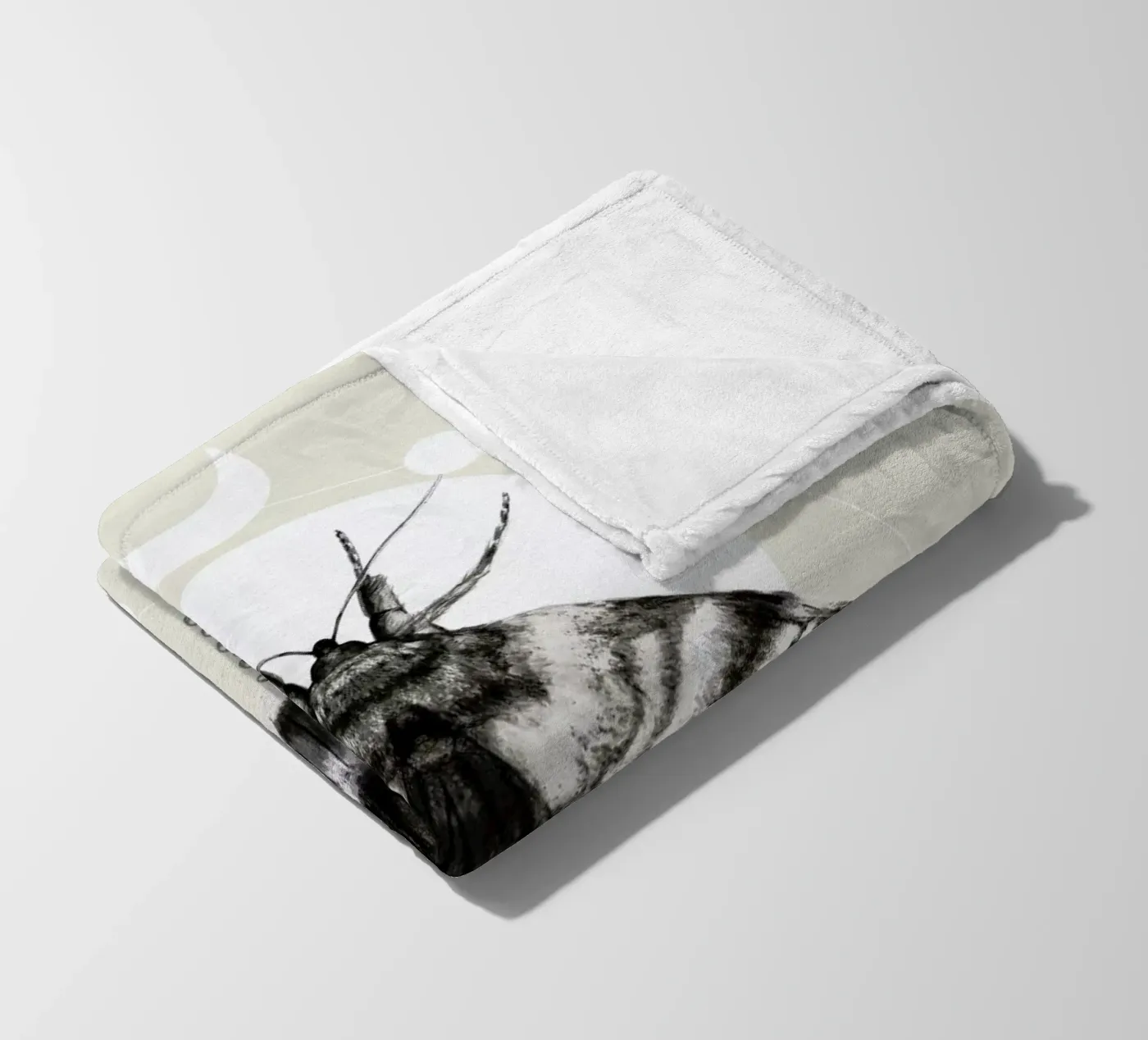 Moth fleece blanket by Nettsch