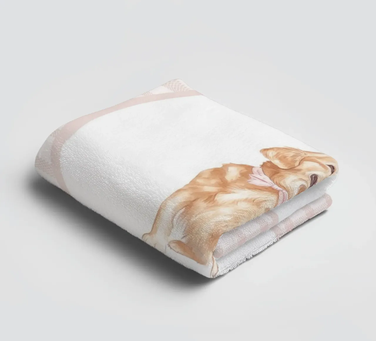 Golden Retriever con fiocco rosa asciugamano da bagno da Jungle Joy Art