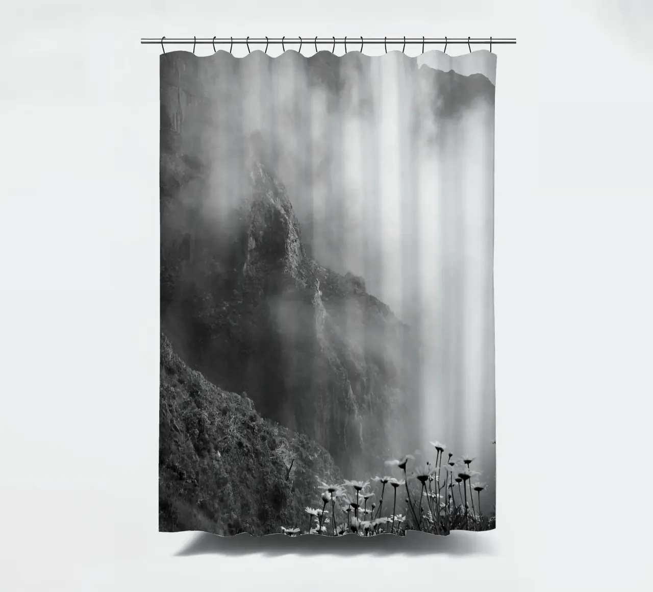 Flowers and Mountains in the Clouds - Madeira tenda da doccia da FEMK.