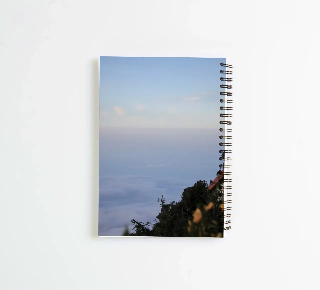 Mountain Hut in the Clouds - Madeira diario ad anelli da FEMK.