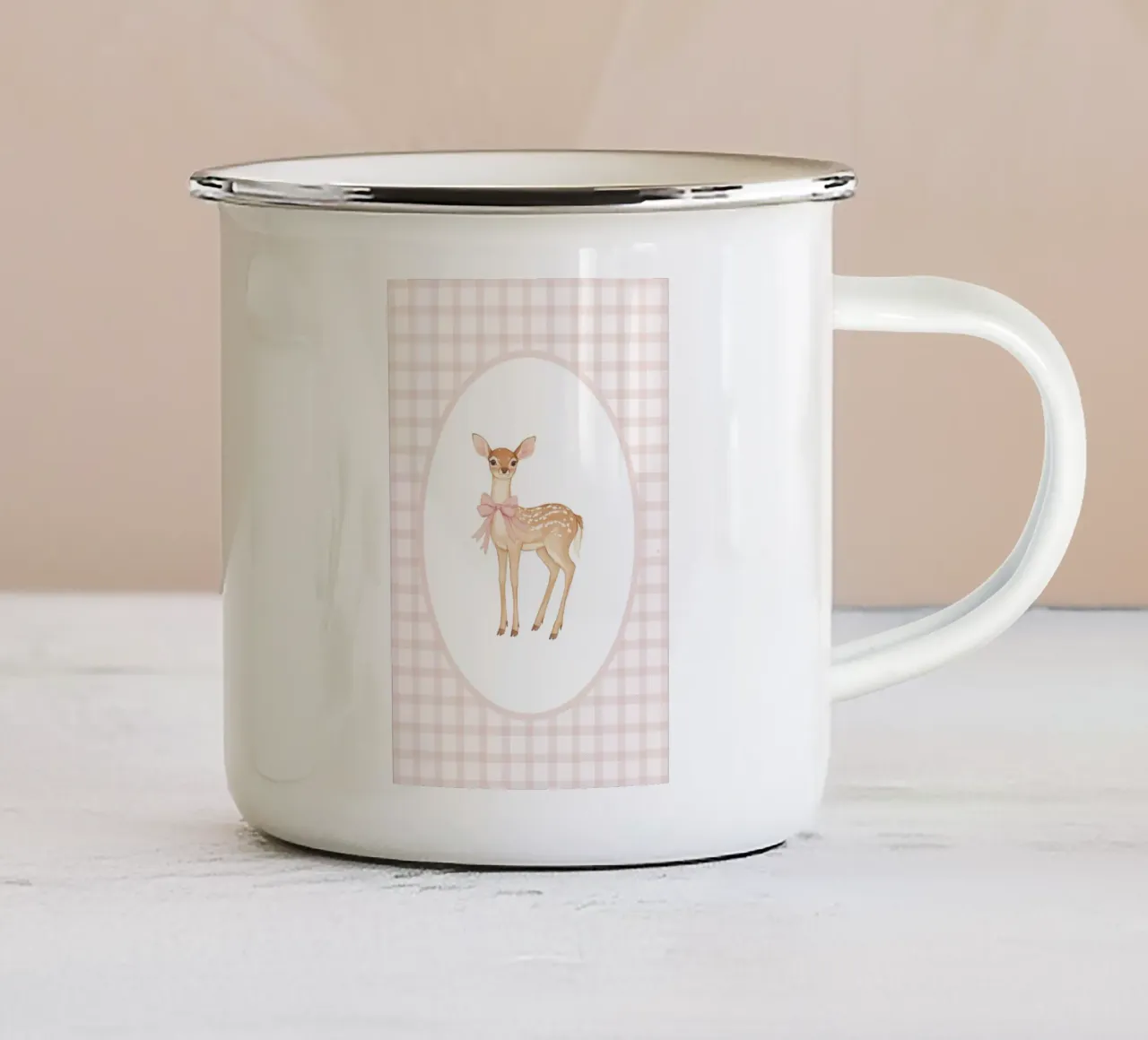 Fulvo con fiocco rosa tazza in smalto da Jungle Joy Art