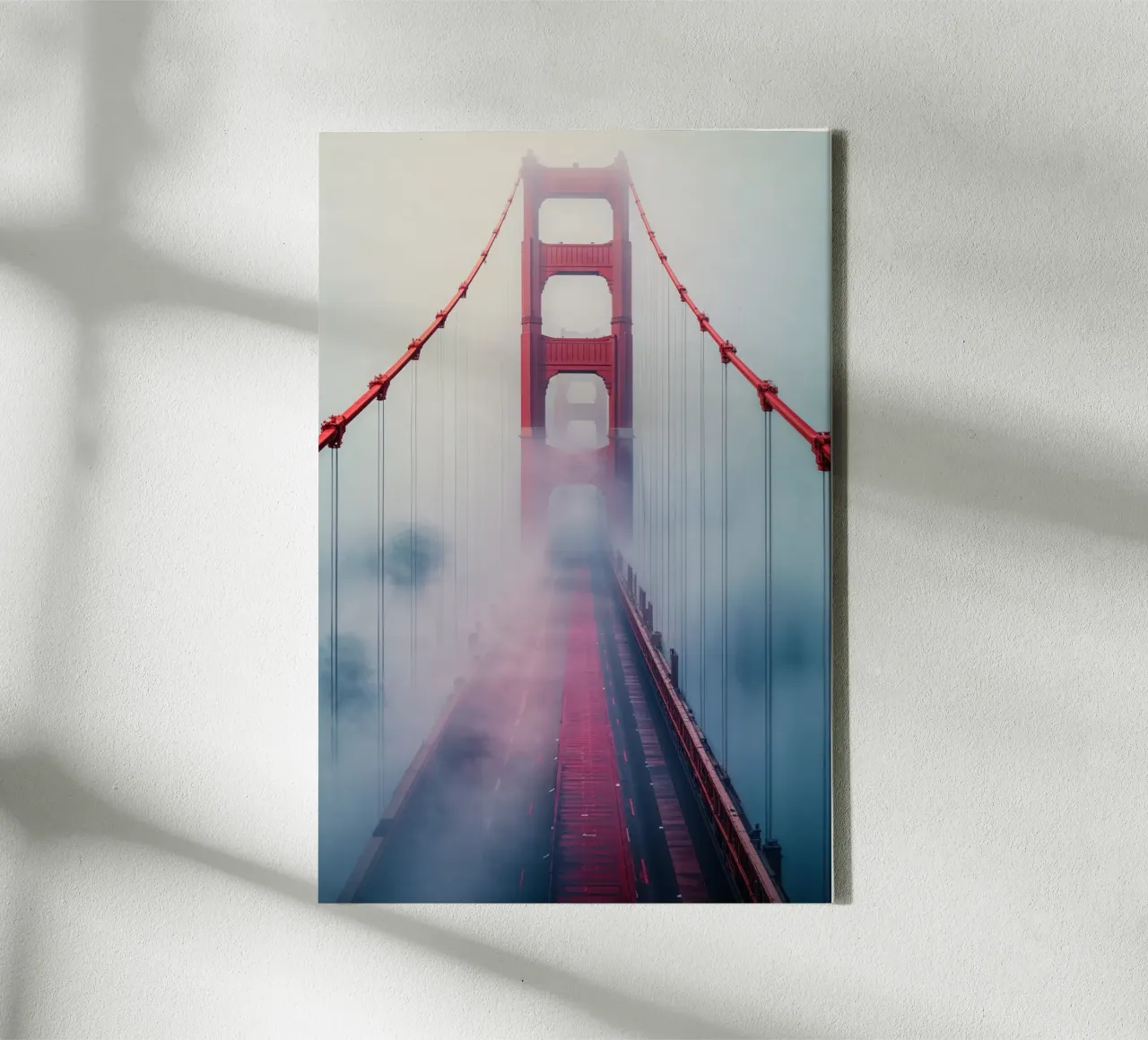 Golden Gate Bridge Dissolving into the Mist tela da AlbertKlee