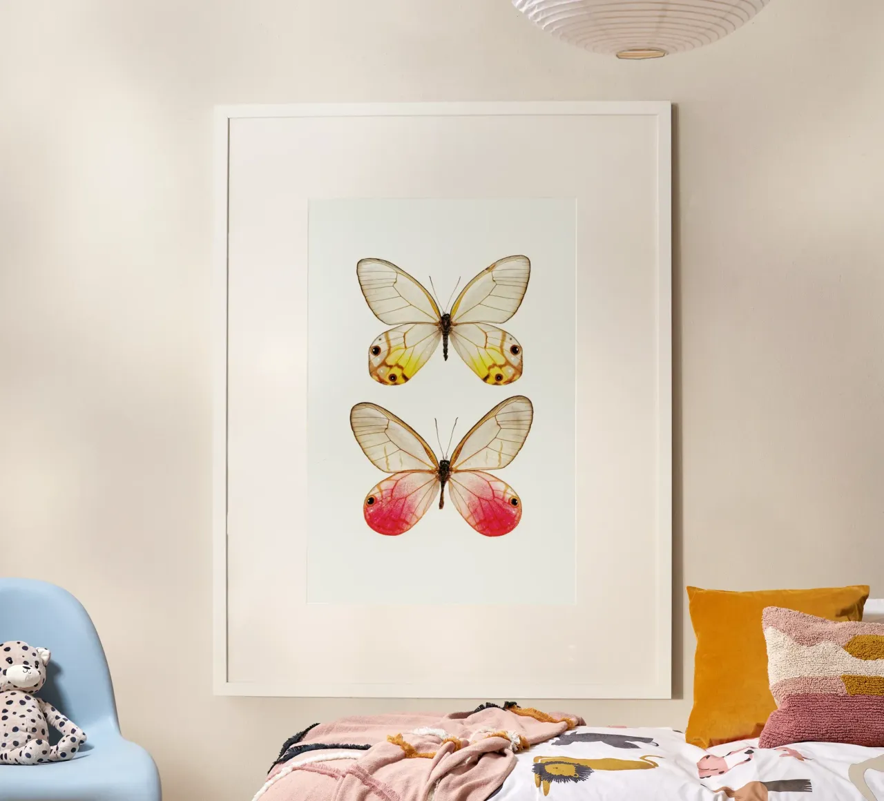 Élégance douce : Poster papillon jaune et rose poster de Curious Collections by Marielle Leenders