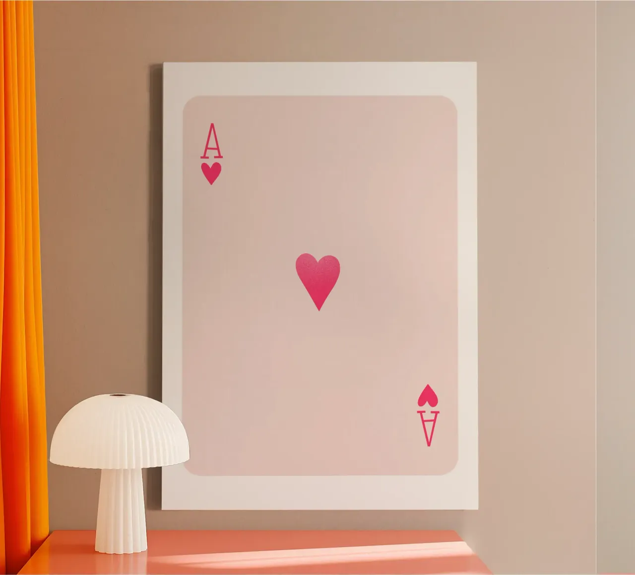 Herz-Ass Druck, Rosa Wandkunst, Leinwand mit Schattenfugenrahmen von PrintStudio