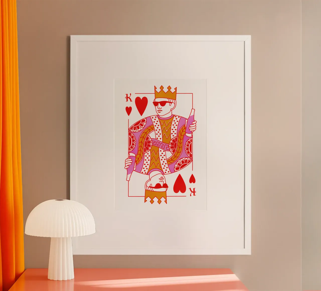 Poster rosa del Re di Cuori, arte da parete rosa, poster con telaio in legno da PrintStudio