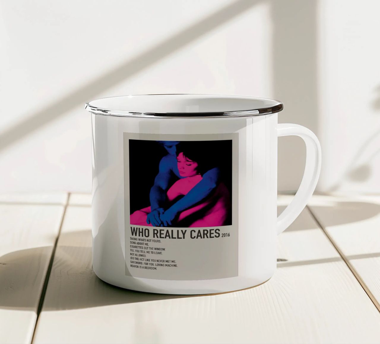 WHO REALLY CARES 2016 tazza in smalto da SoundStudio