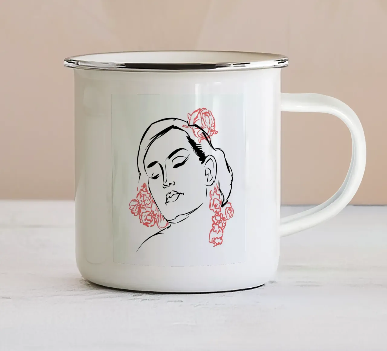 Belle de jour tazza in smalto da Kateřina Bažantová
