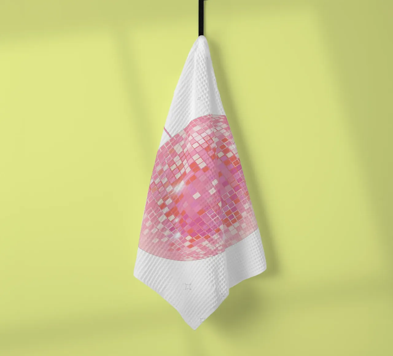 Roze Retro Disco Bal, Preppy Muurkunst, Roze Poster theedoek van PrintStudio