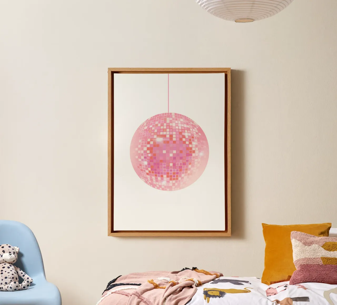 Roze Retro Disco Bal, Preppy Muurkunst, Roze Poster canvas met Baklijst van PrintStudio