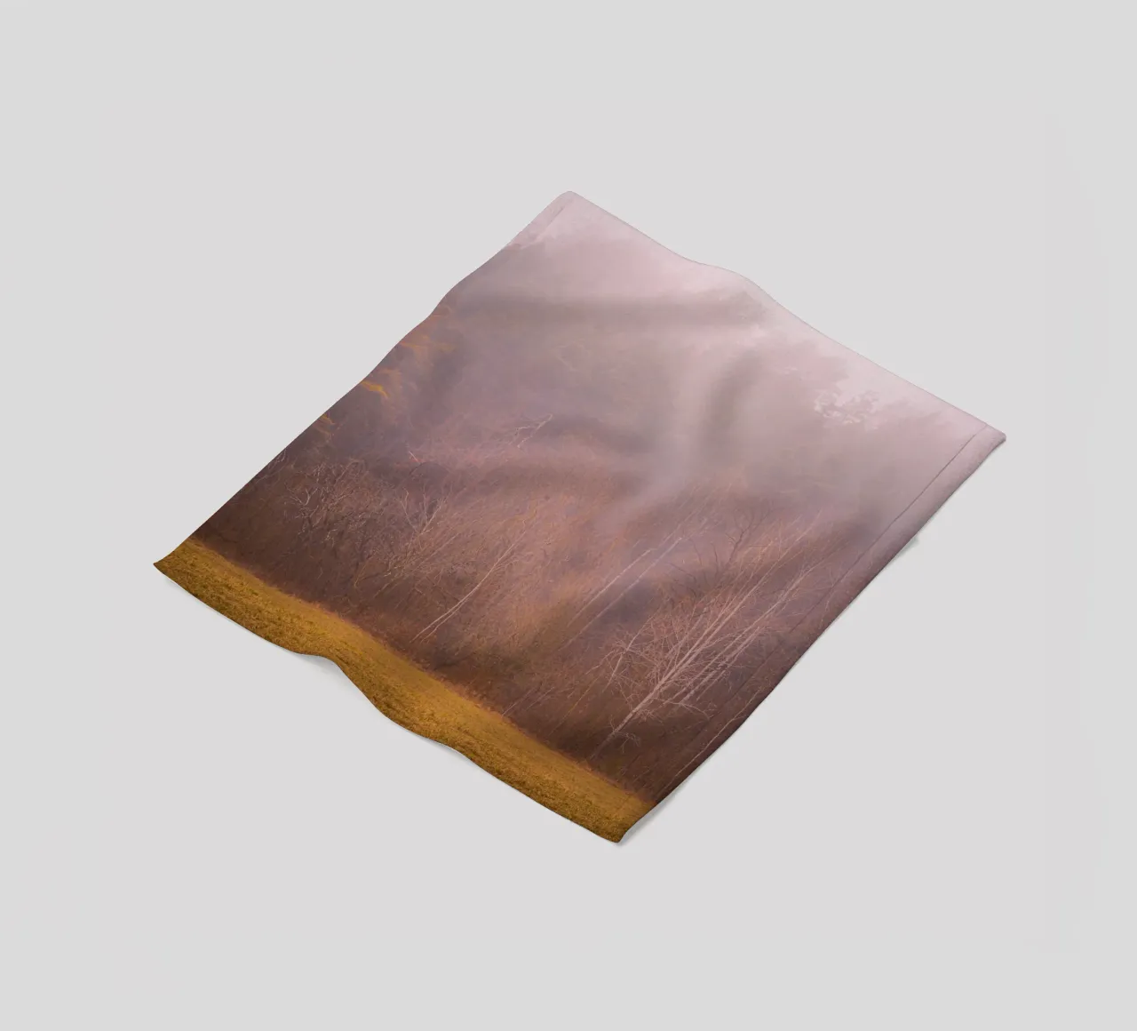 Nebbia in una foresta in autunno coperta in pile da Marcus Beckert | Fotografie