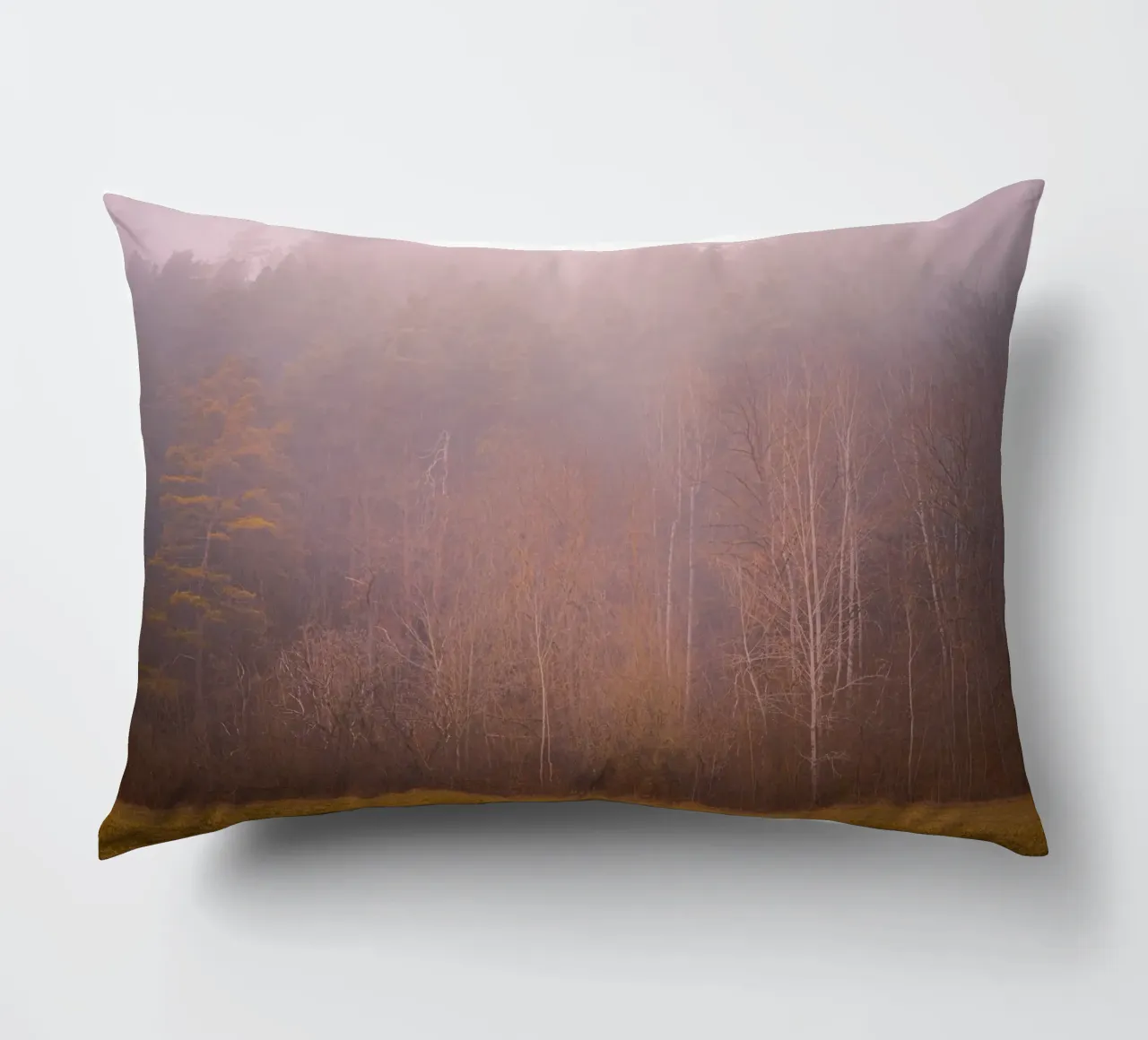 Nebbia in una foresta in autunno cuscino da Marcus Beckert | Fotografie