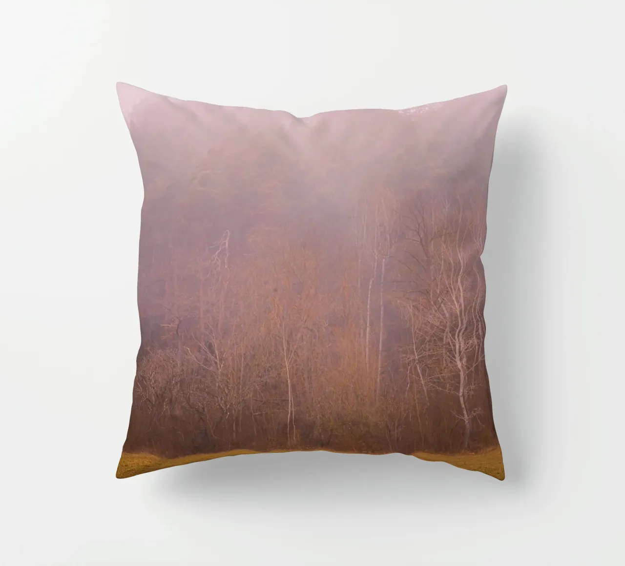 Nebbia in una foresta in autunno cuscino da Marcus Beckert | Fotografie