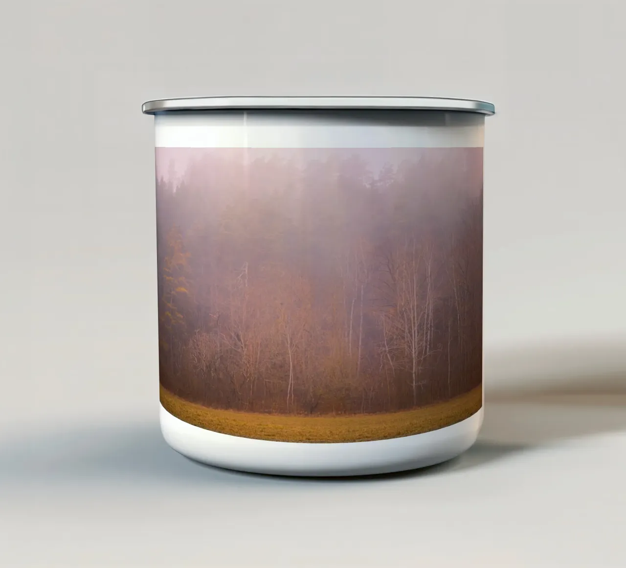 Brouillard dans une forêt en automne mug en émail de Marcus Beckert | Fotografie