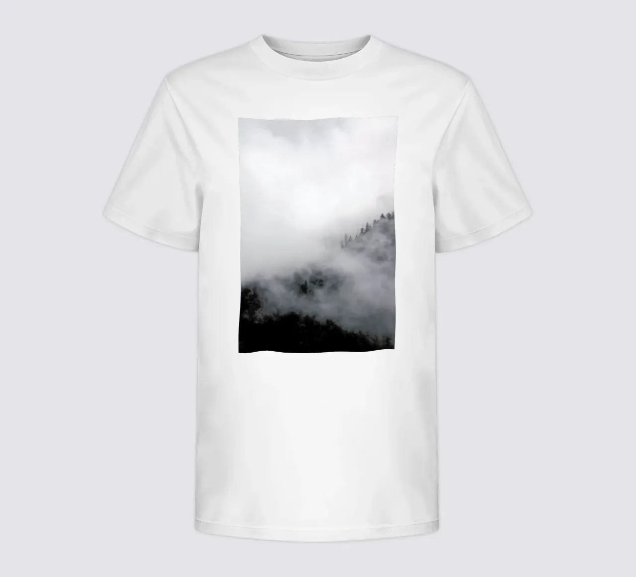 Above Clouds t-shirt bambini da Studio Nahili