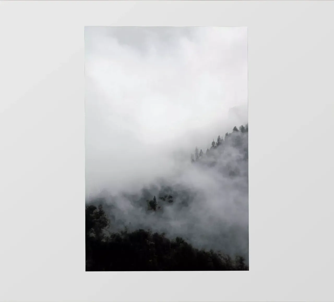 Above Clouds pellicola backlit da Studio Nahili