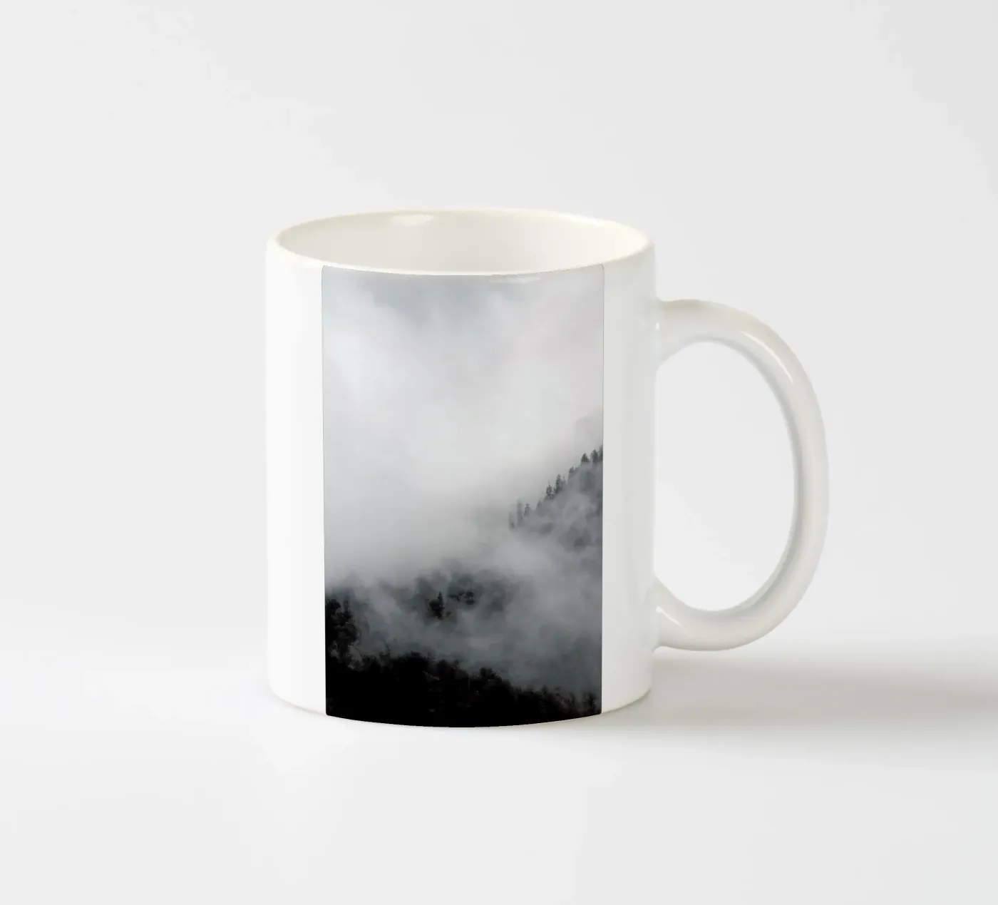 Above Clouds tazza in ceramica da Studio Nahili