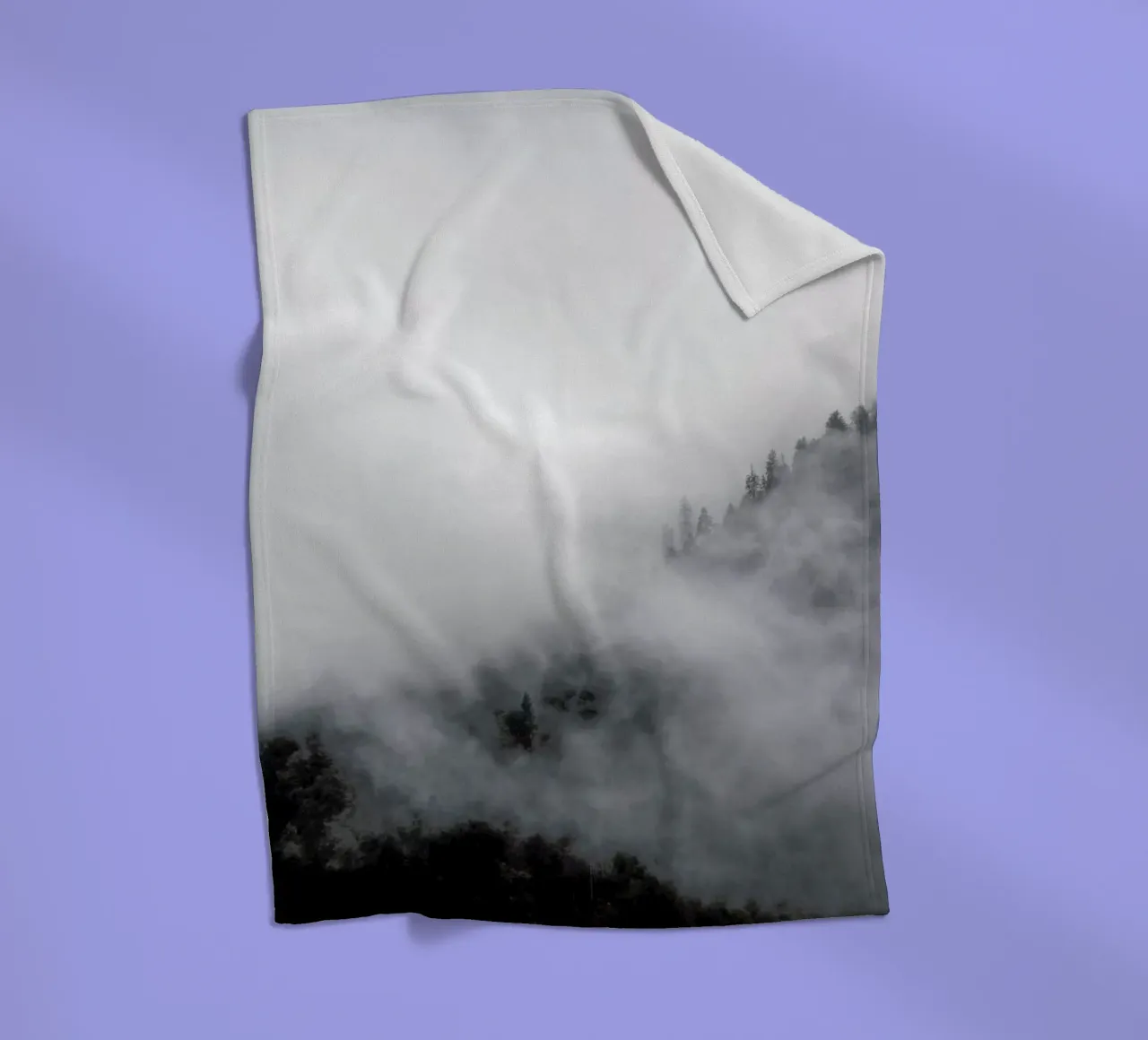 Above Clouds coperta in pile da Studio Nahili