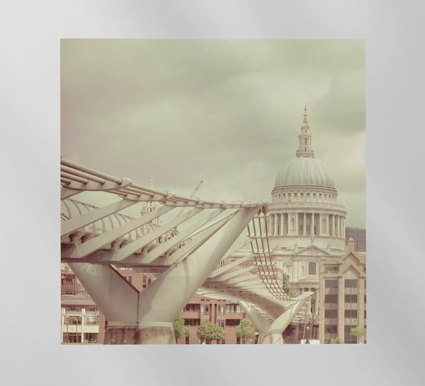 Millenium Square Backlit Folie von Keri Bevan