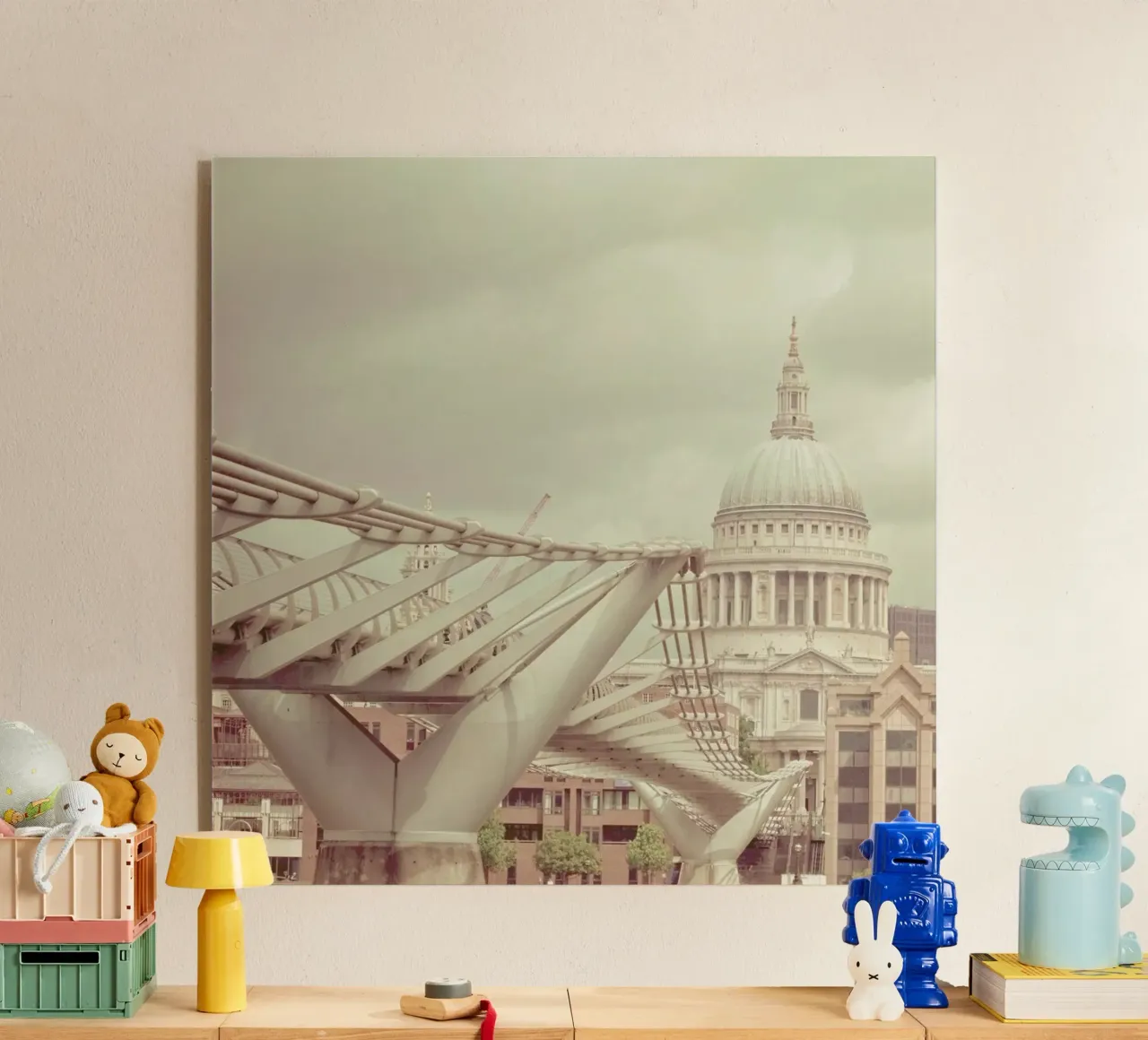 Millenium Square plexiglass da Keri Bevan