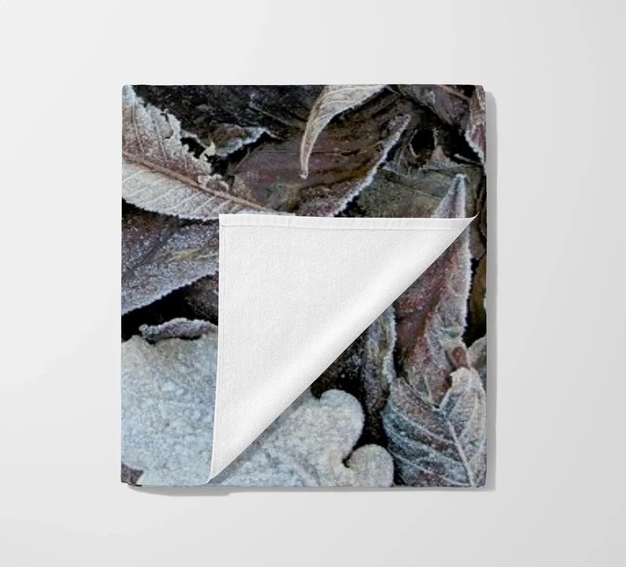 Winter Is Close telo mare da Studio Nahili