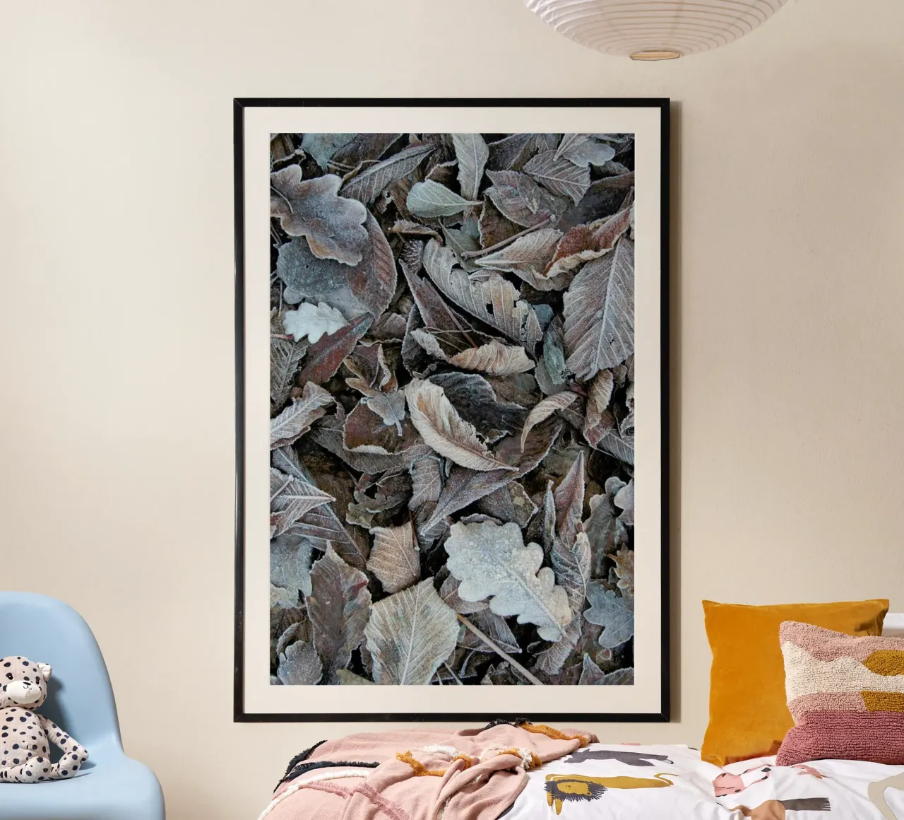 Winter Is Close poster da Studio Nahili