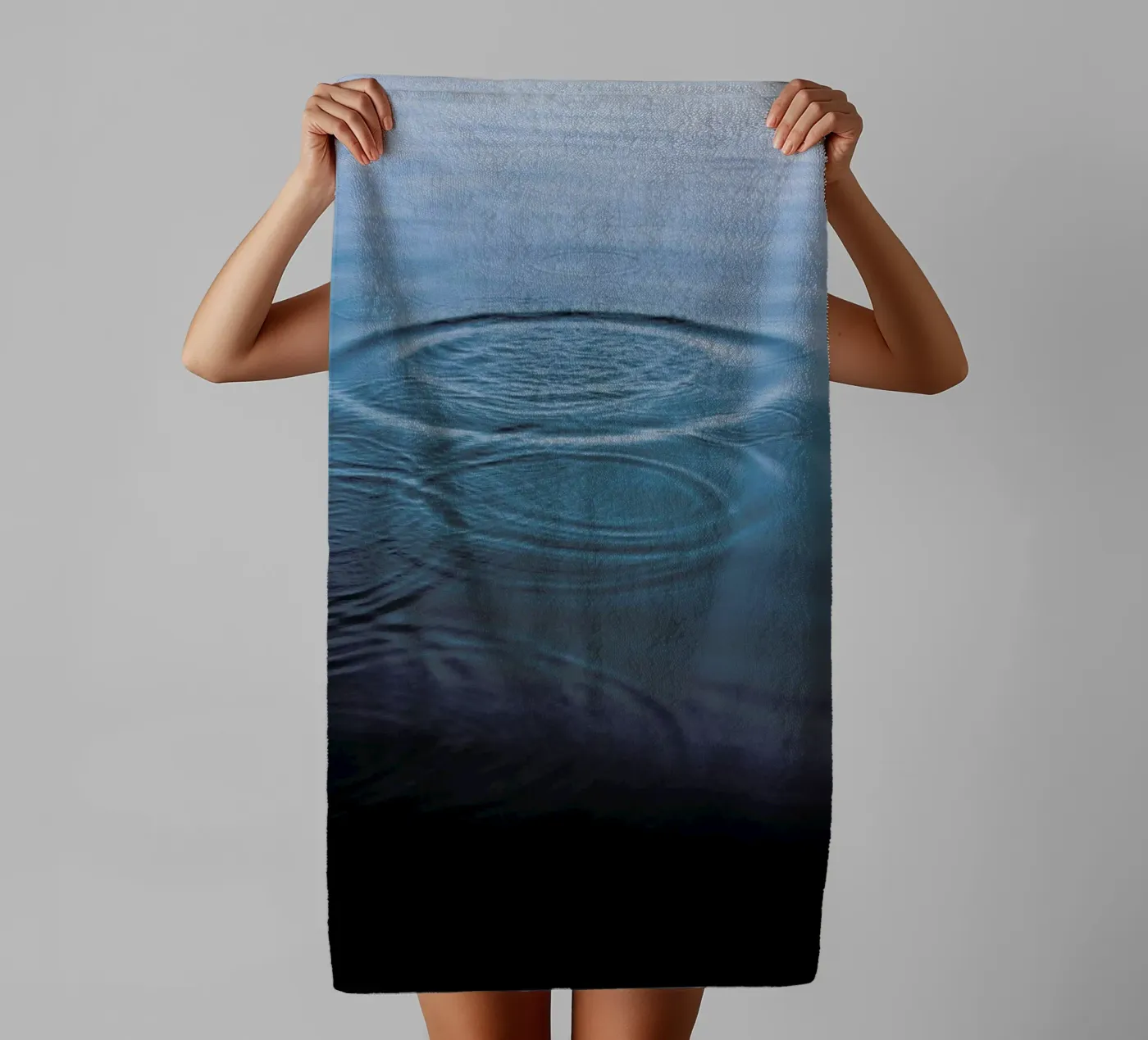 Splish Splash Handtuch von Studio Nahili