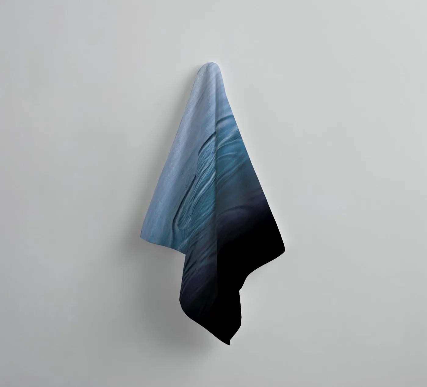 Splish Splash Handtuch von Studio Nahili