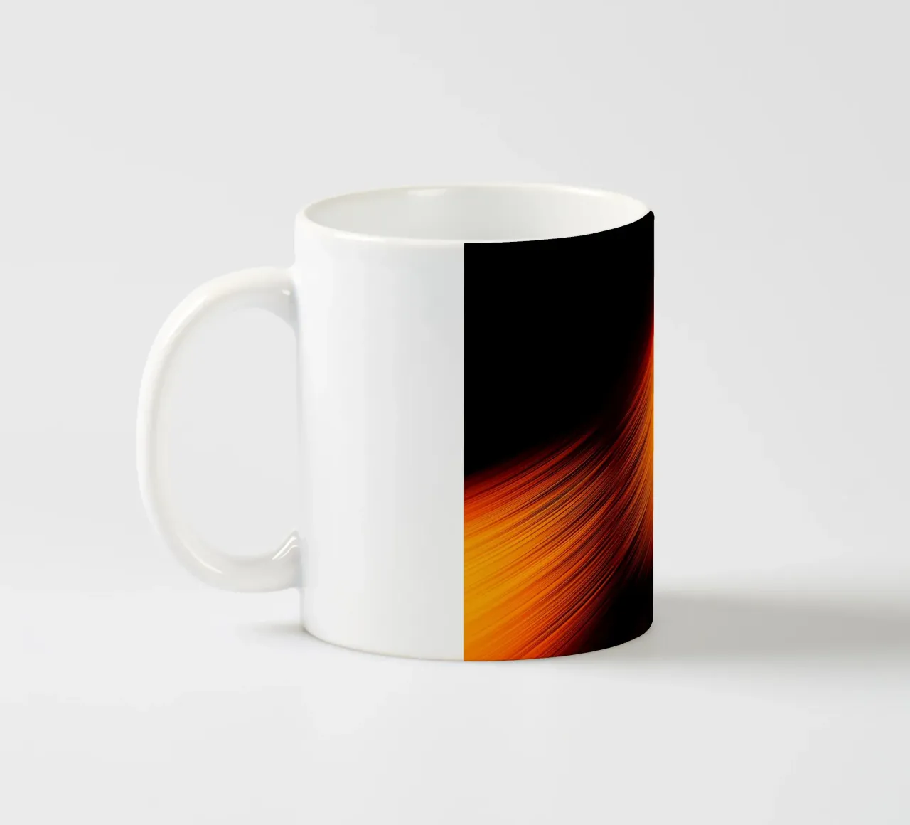 Abstrakte dynamische Linien in Orange und Rot tazza in ceramica da Something for you