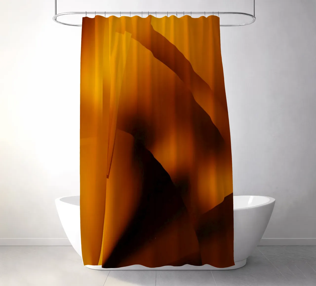 Geometrische abstrakte Muster in Orange und Gelb Duschvorhang von Something for you