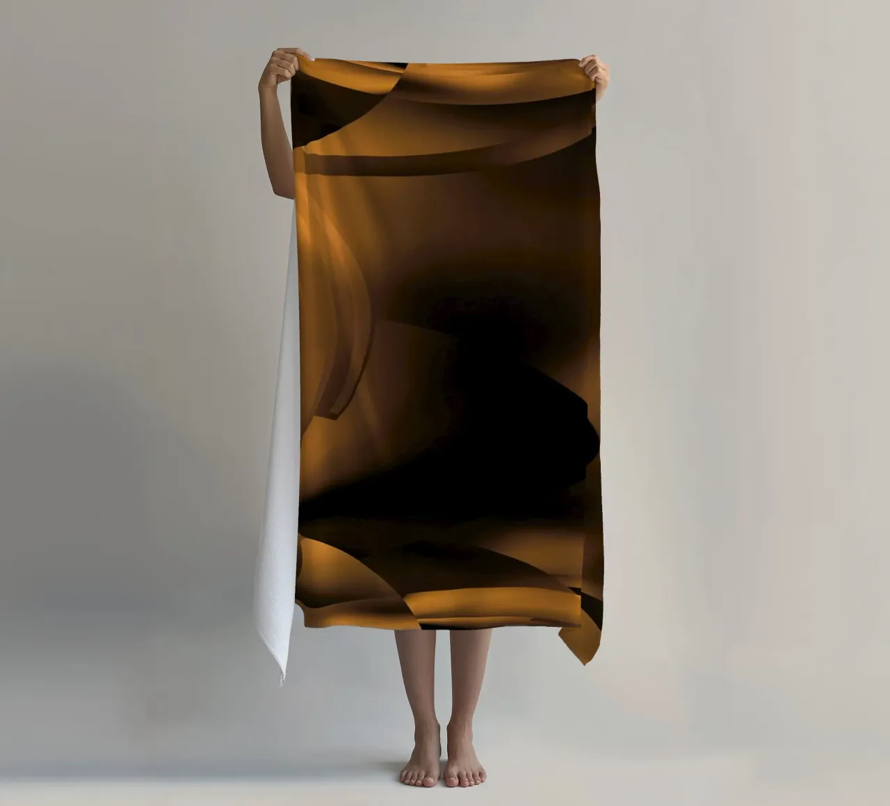 Motifs fractals dynamiques abstraits en brun et noir serviette de plage de Something for you