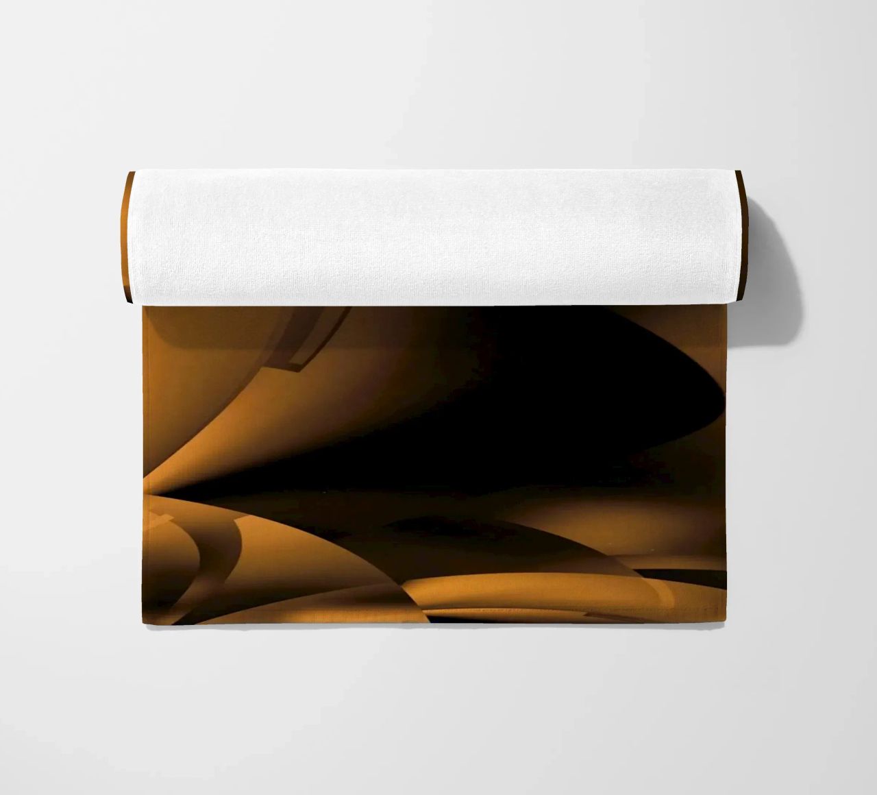 Abstrakte dynamische fraktale Muster in Braun und Schwarz Strandtuch von Something for you