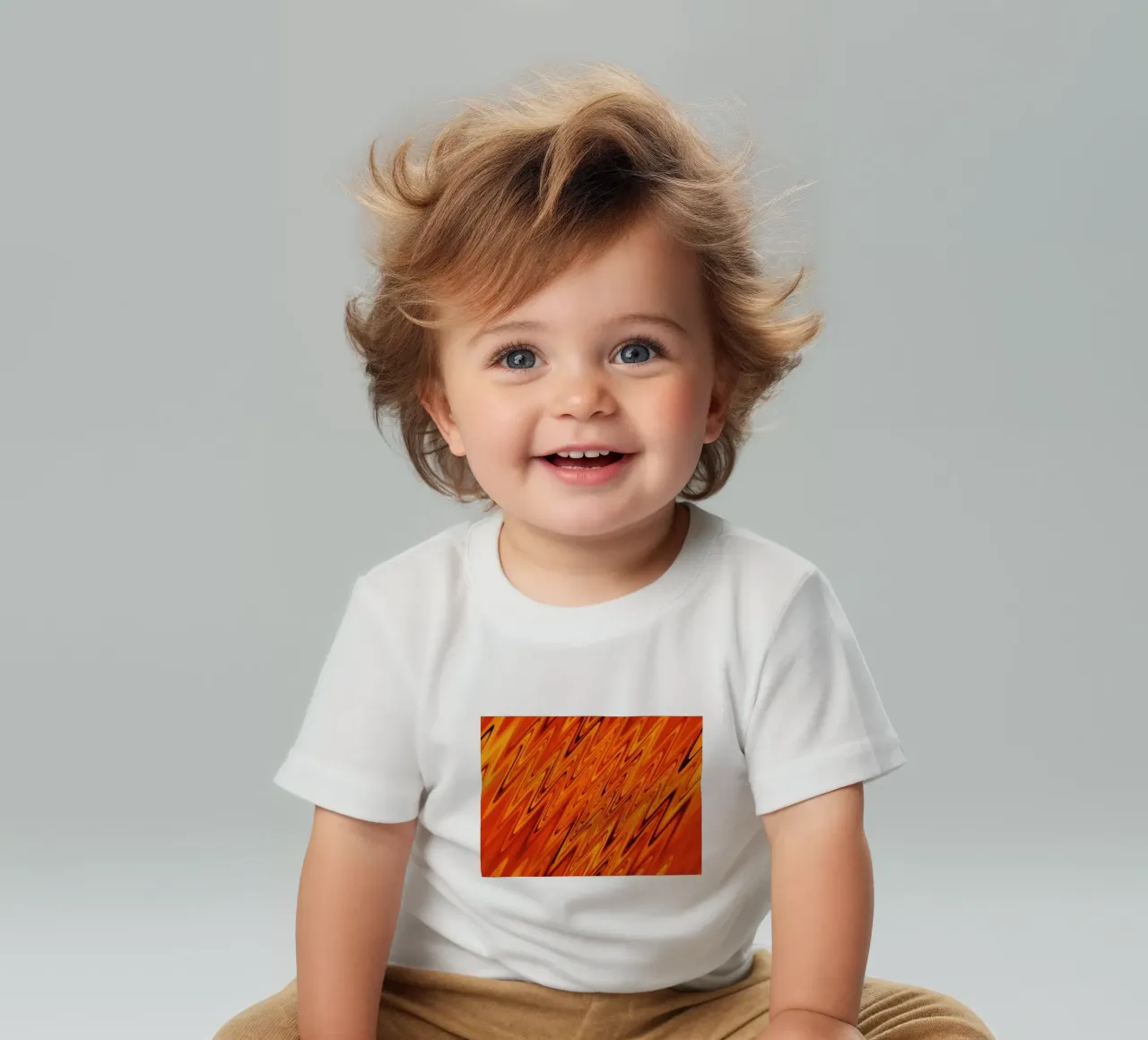 Onde e motivi dinamici astratti in arancione e rosso maglietta neonato da Something for you