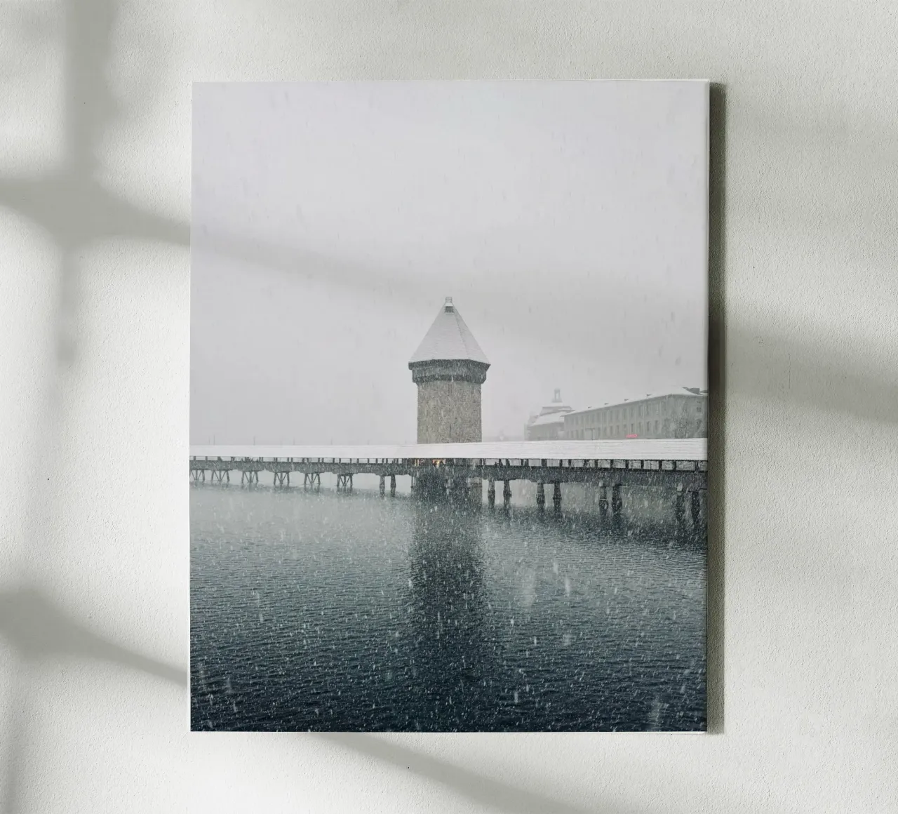 Luzern, Zwitserland: Kapelbrug in de winter canvas met Baklijst van LucernePictures