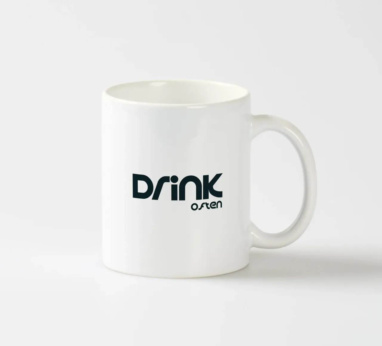 Bere spesso Semplice tipografia minimalista tazza in ceramica da YV TYPOGRAPHY