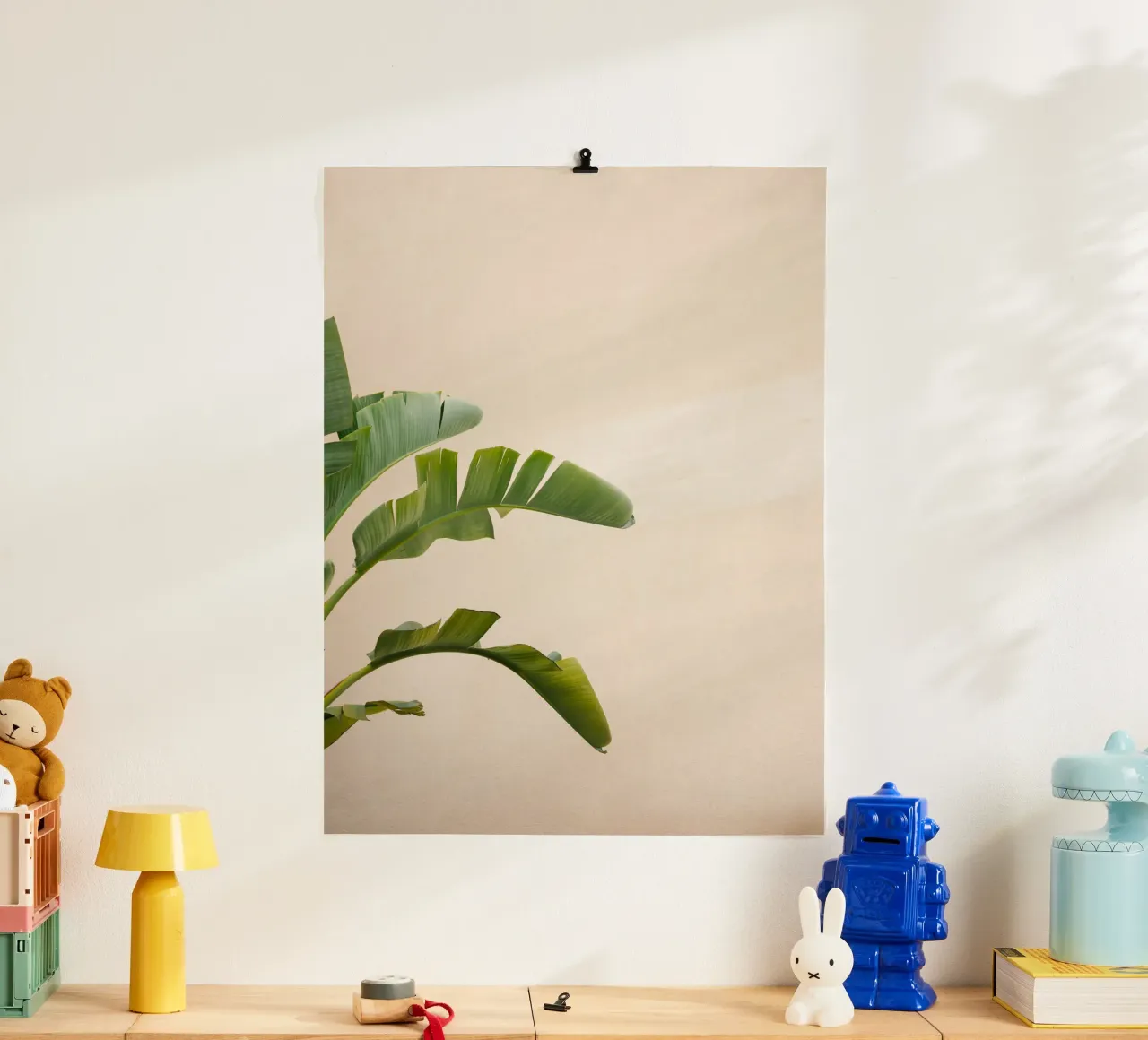 Botanical Elegance - Cannes France Travel Photography poster con telaio in plastica da Raisa Zwart Photography