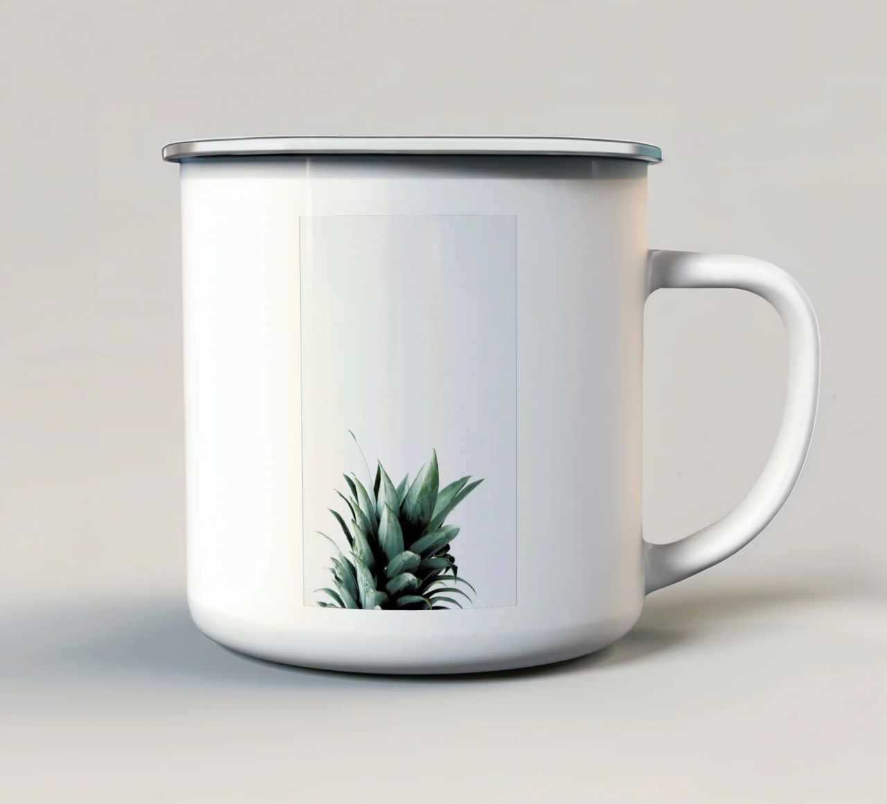 Pineapple tazza in smalto da Chris Abatzis