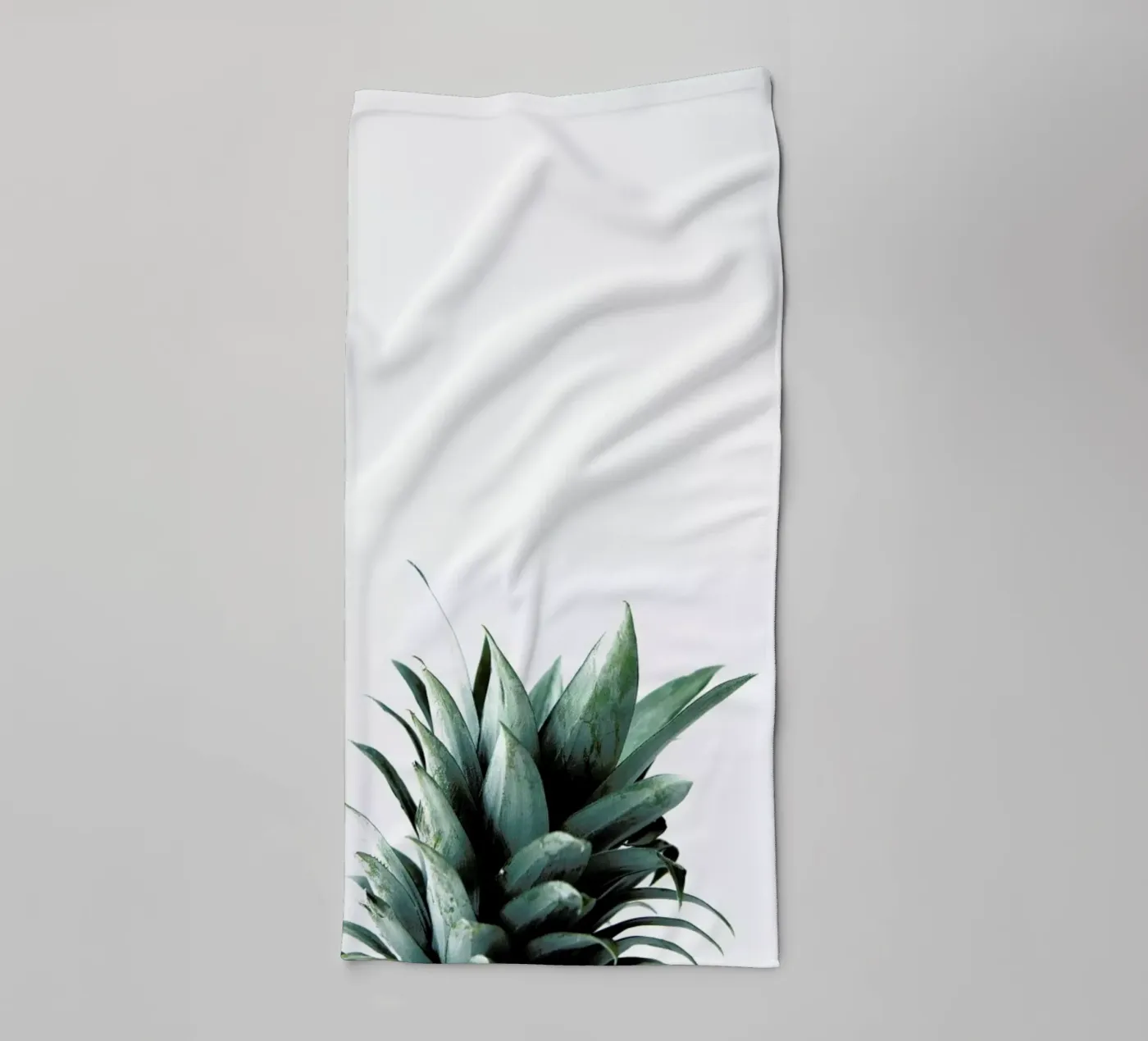 Pineapple Handtuch von Chris Abatzis