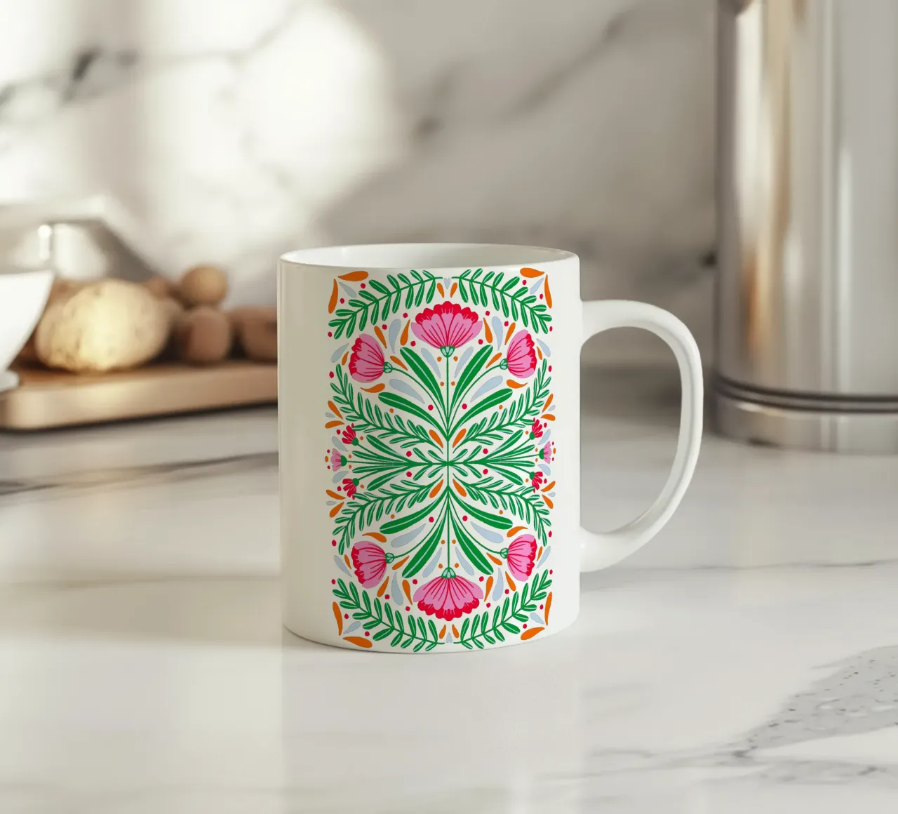 Fiori simmetrici e audaci tazza in ceramica da Wackapacka